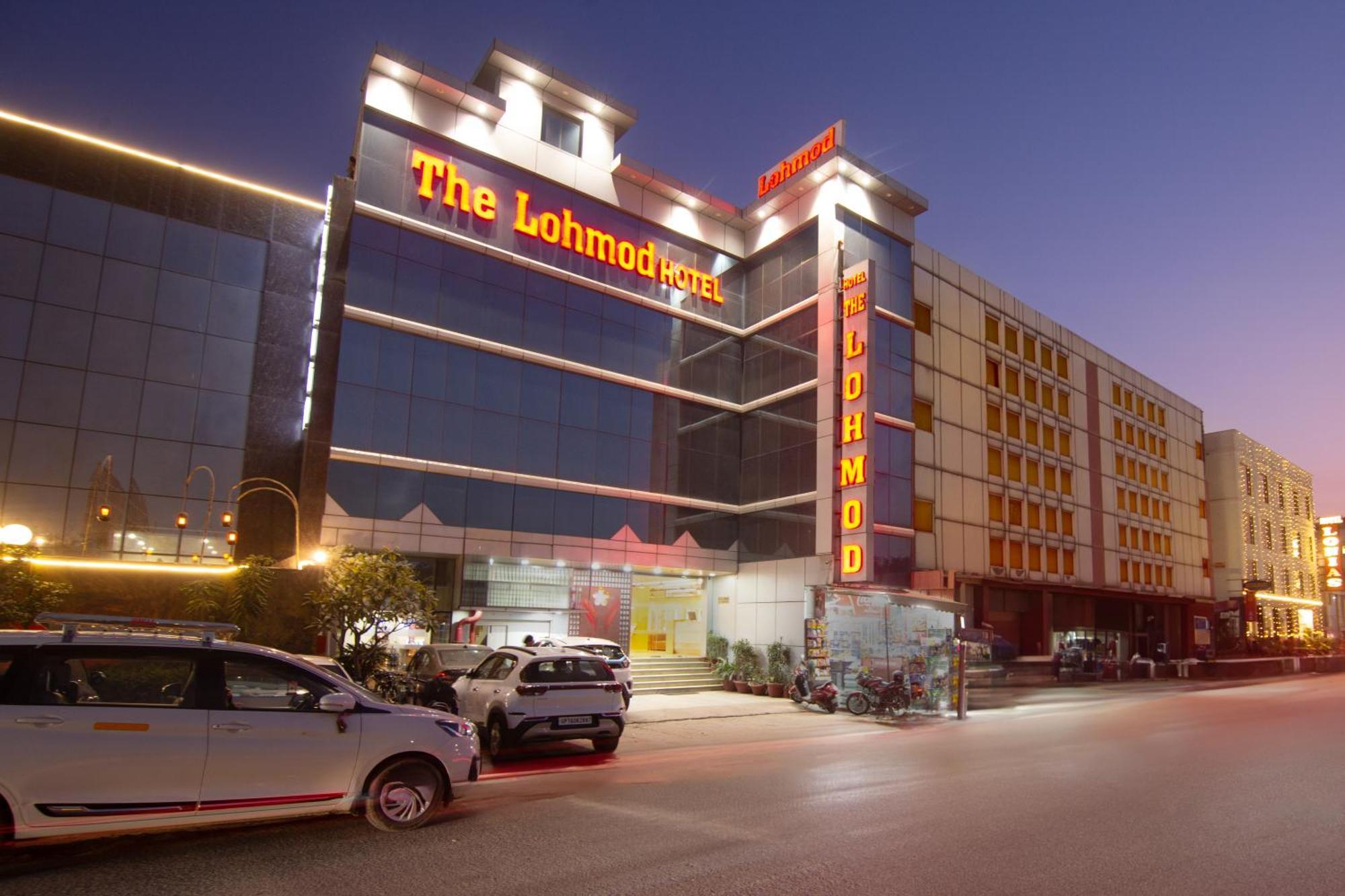 Hotel Lohmod At National Highway 8 - Free Airport Transffer نيودلهي المظهر الخارجي الصورة