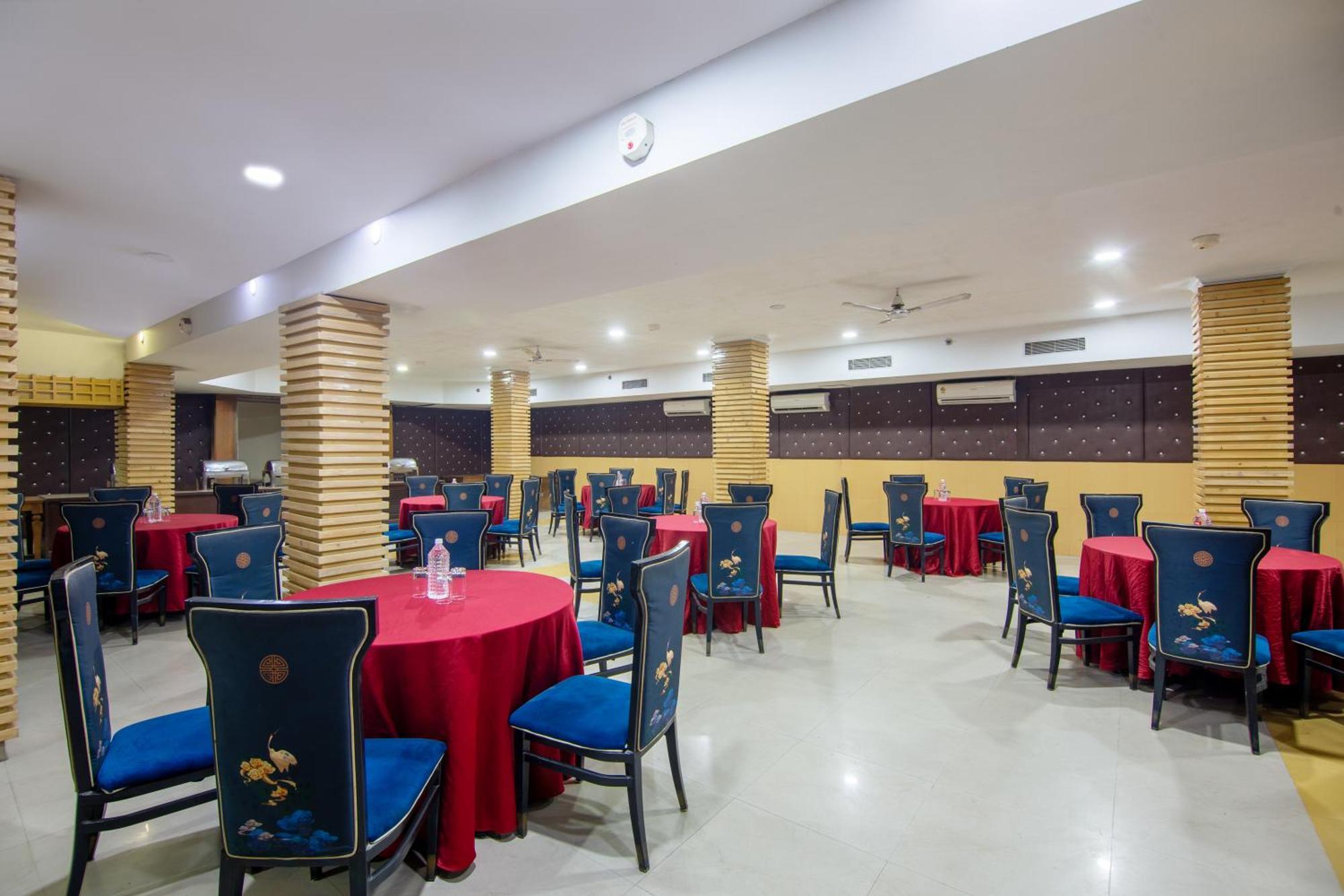 Hotel Lohmod At National Highway 8 - Free Airport Transffer نيودلهي المظهر الخارجي الصورة